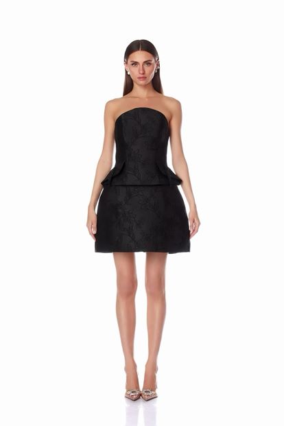Robe de soirée noire courte à pompons de cristal